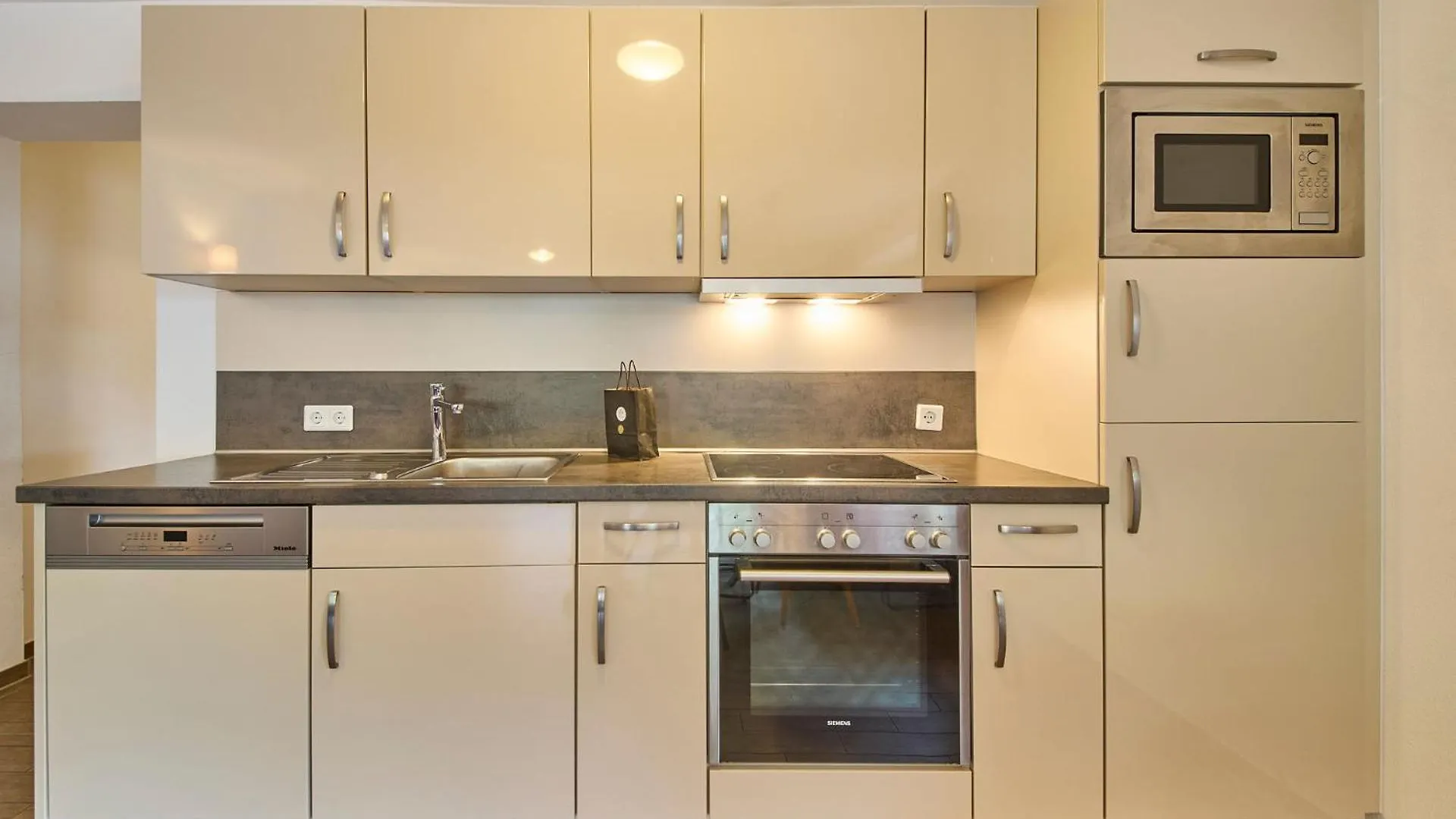 Apartment Residence Top 1 萨尔巴赫